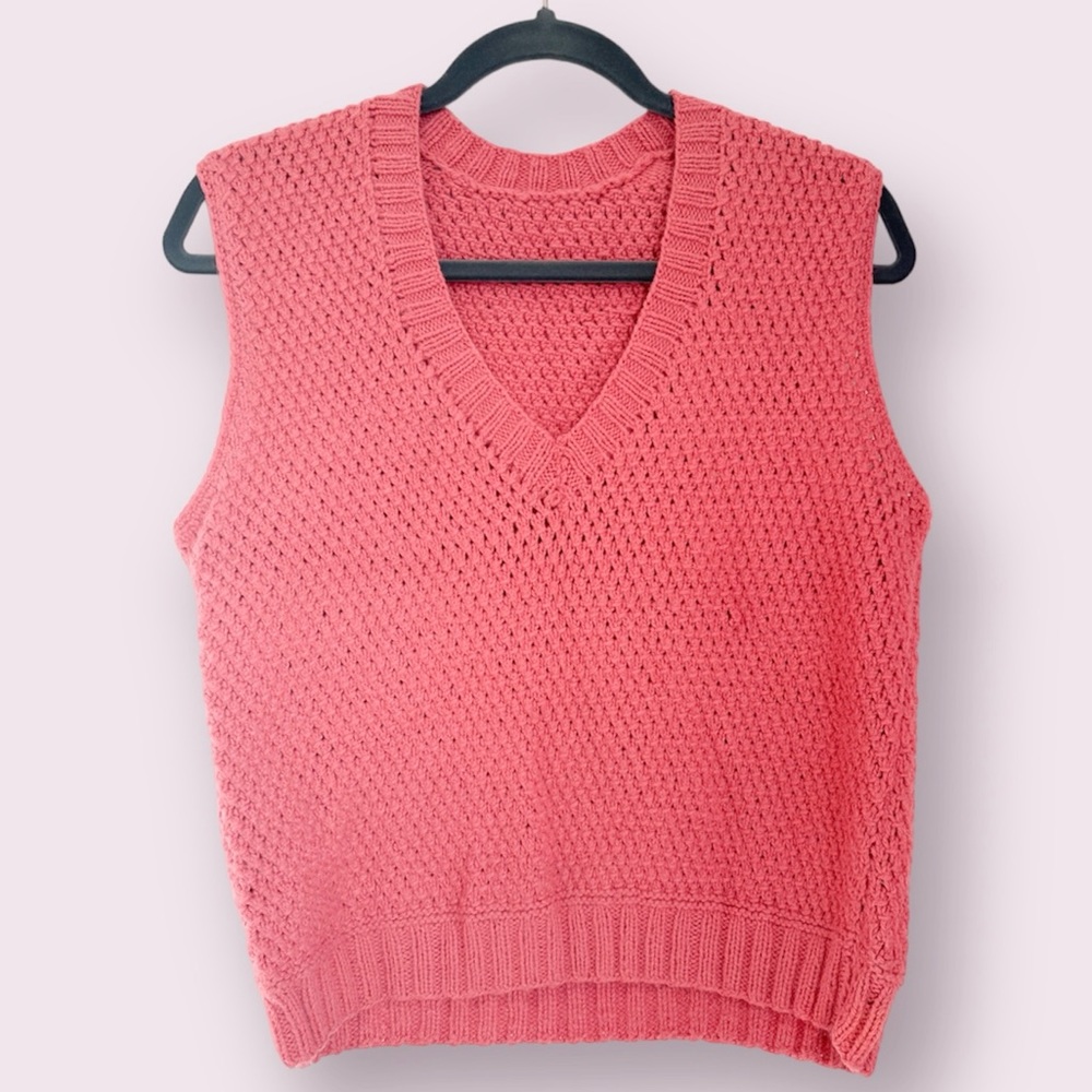 Vintage blush sweater vest